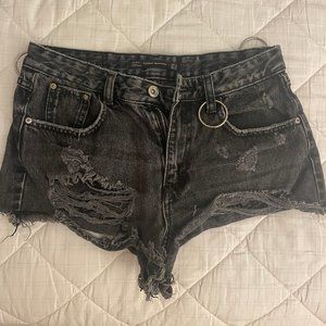 DENIM with metal hoops